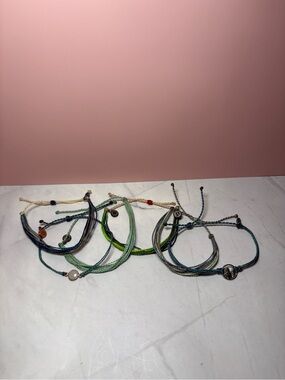 💙 Set of Six Pura Vida Bracelets